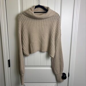 Cropped Ribbed Turtleneck Sweater - Cream